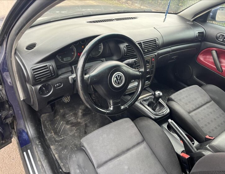Volkswagen Passat 9