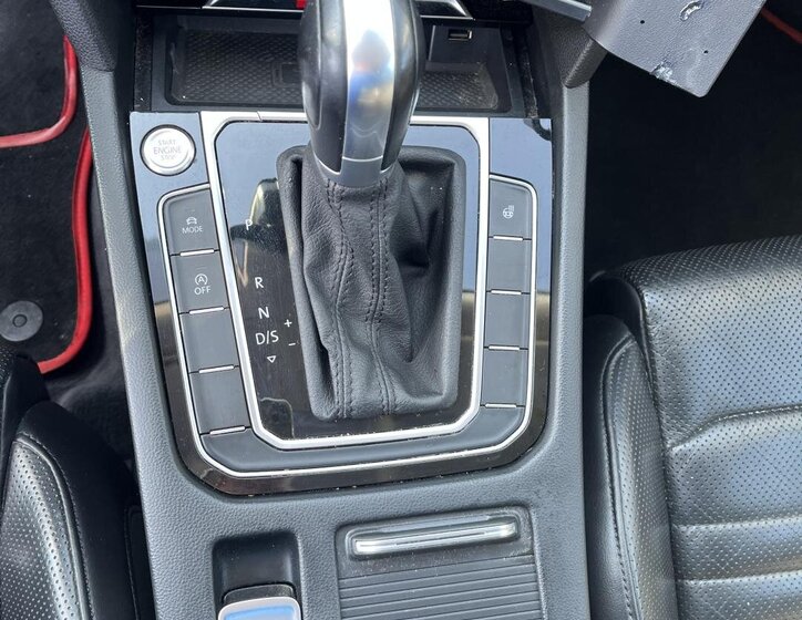 Volkswagen Passat Kombi 2,0 l 176 kw