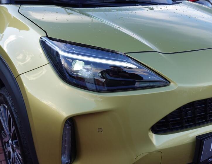 Toyota Yaris Cross 33