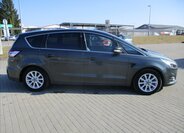 Ford S-MAX 5