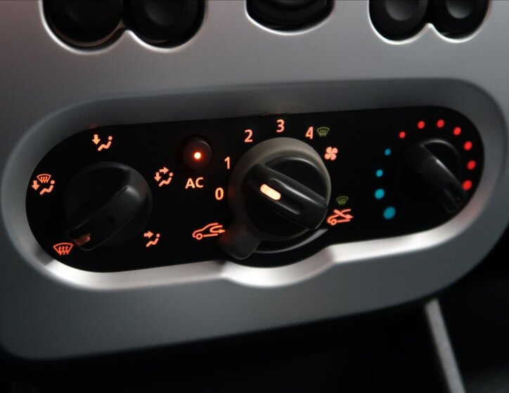 Dacia Sandero Hatchback 1,1 l 55 kw