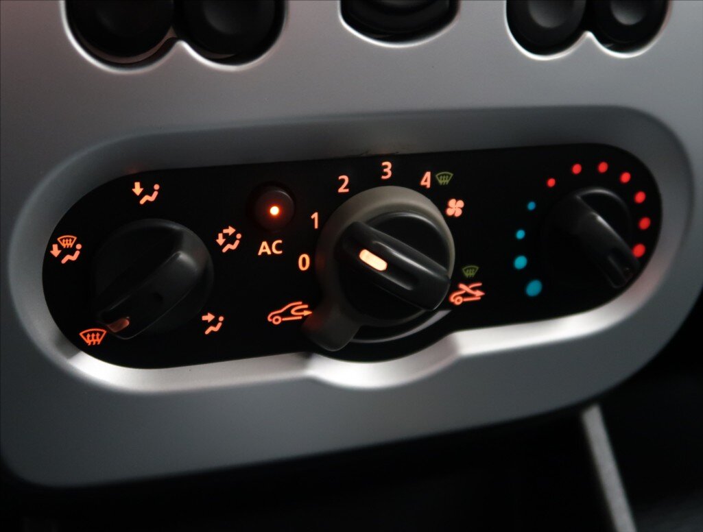 Dacia Sandero Hatchback 1,1 l 55 kw