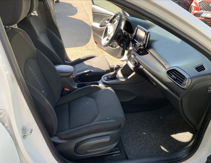 Hyundai i30 Kombi 1,4 l 103 kw