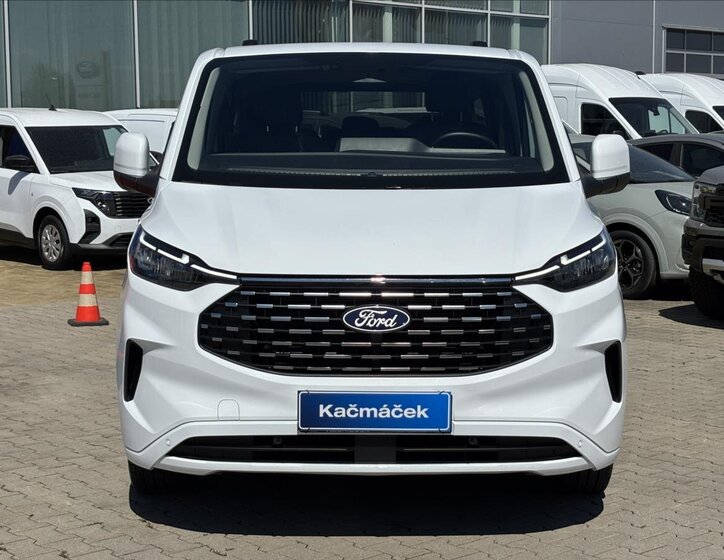 Ford Tourneo Custom Kombi 2,0 l 110 kw