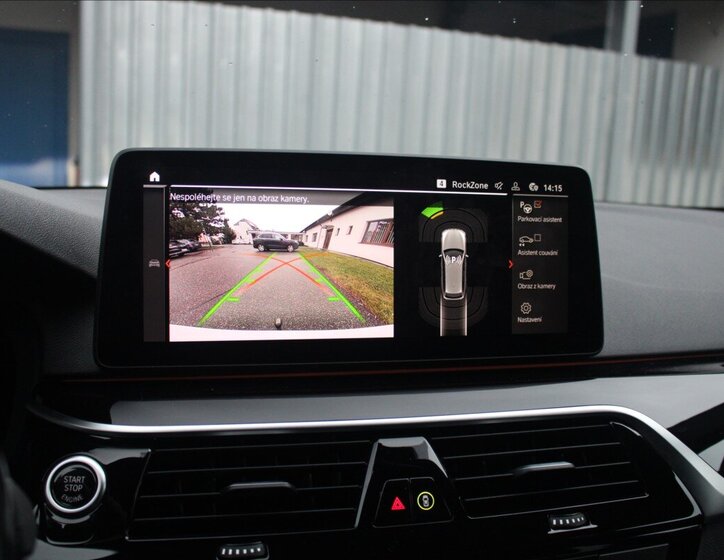 BMW Řada 5 Kombi 3,0 l 210 kw