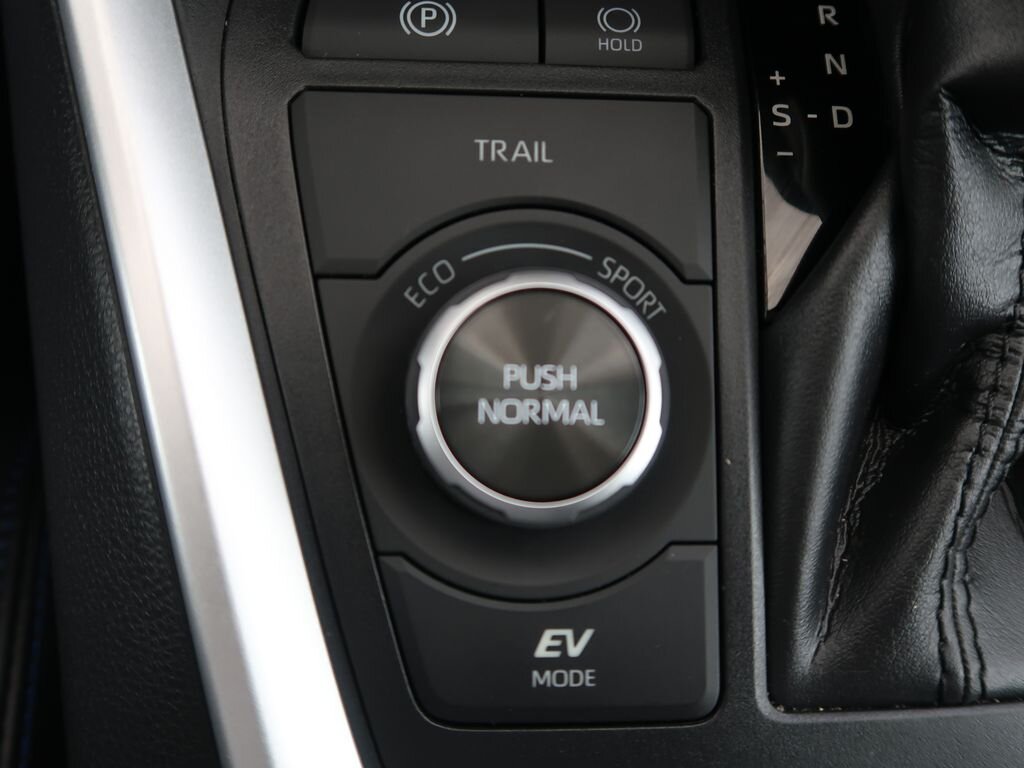 Toyota RAV4 SUV / Terénní 2,5 l 131 kw