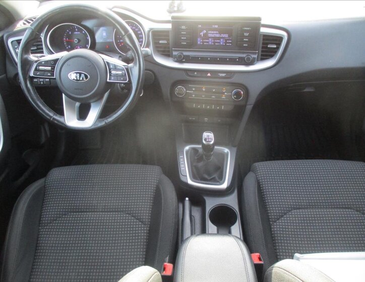 KIA Ceed 12