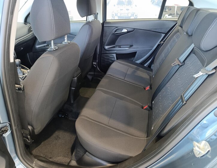 Fiat Tipo Sedan / Limuzína 1,6 l 96 kw