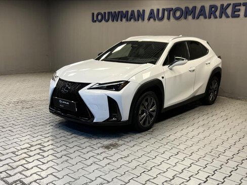 Lexus UX 300h