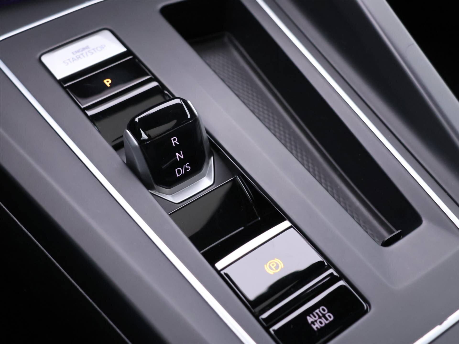 Volkswagen Golf Kombi 2,0 l 110 kw