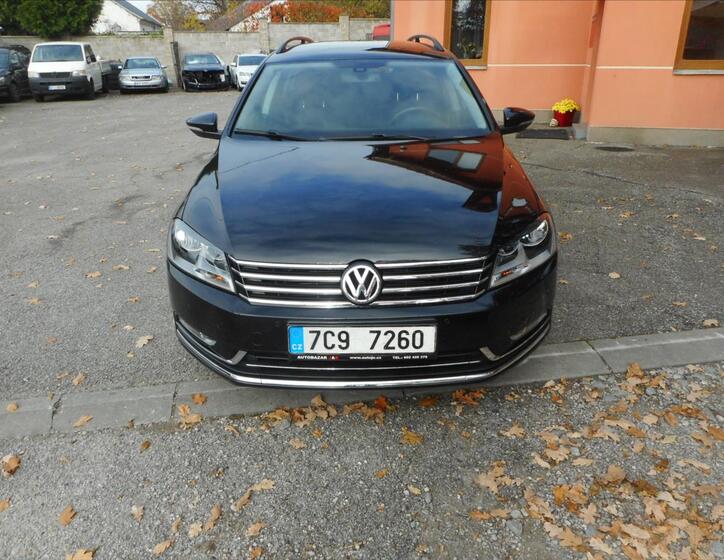 Volkswagen Passat 2