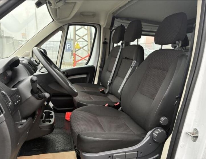 Opel Movano Skříň 2,2 l 103 kw