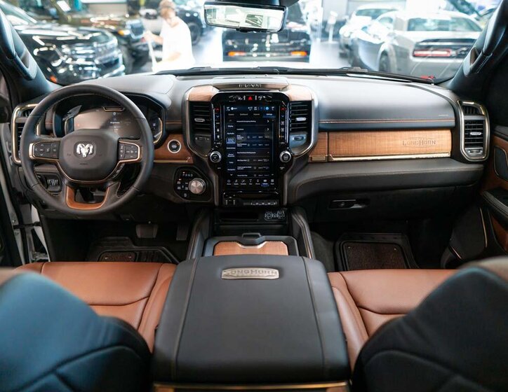 Dodge RAM Pick-up 5,7 l 291 kw