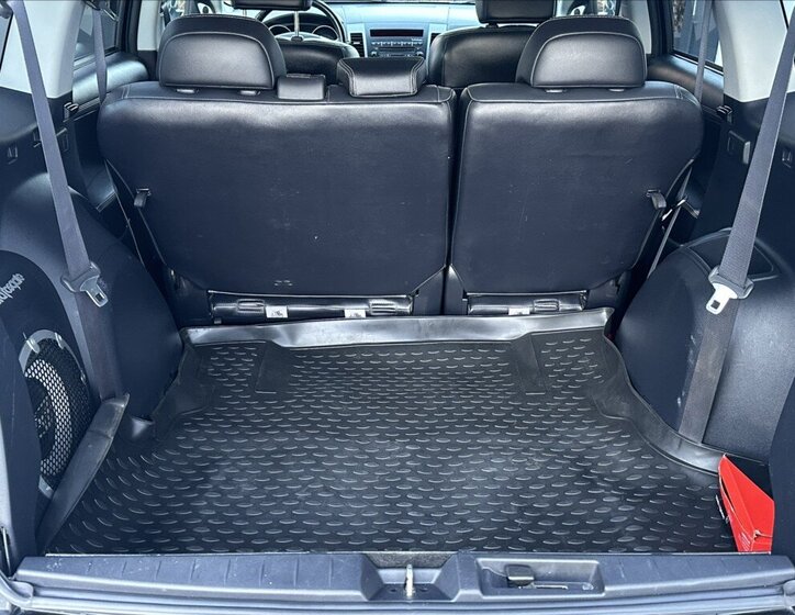 Mitsubishi Outlander SUV / Terénní 2,3 l 130 kw