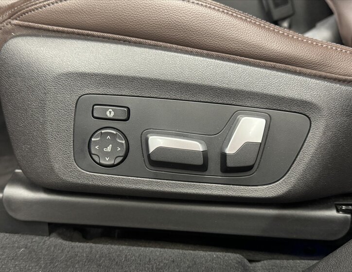 BMW X3 SUV / Terénní 3,0 l 260 kw