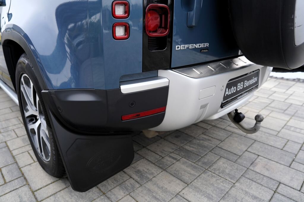 Land Rover Defender SUV 3,0 l 294 kw