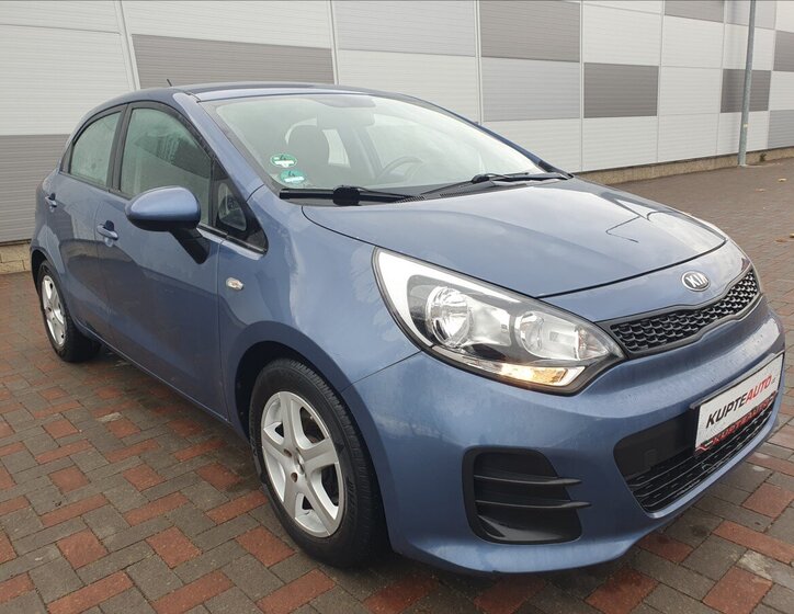 KIA Rio 1