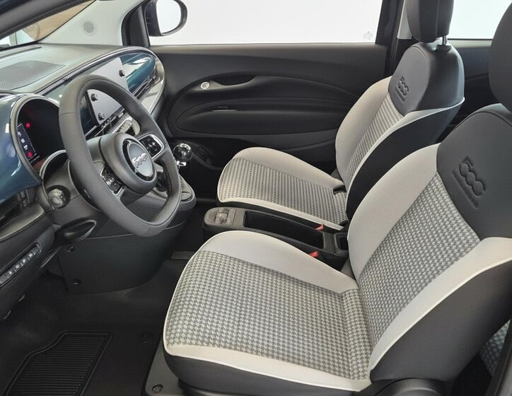 Fiat 500 Hatchback 999,0 48 kw