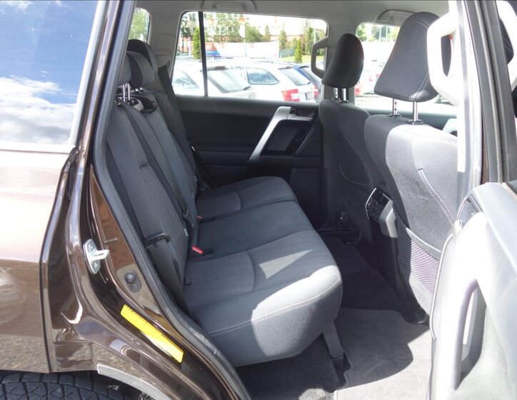 Toyota Land Cruiser SUV / Terénní 2,8 l 130 kw