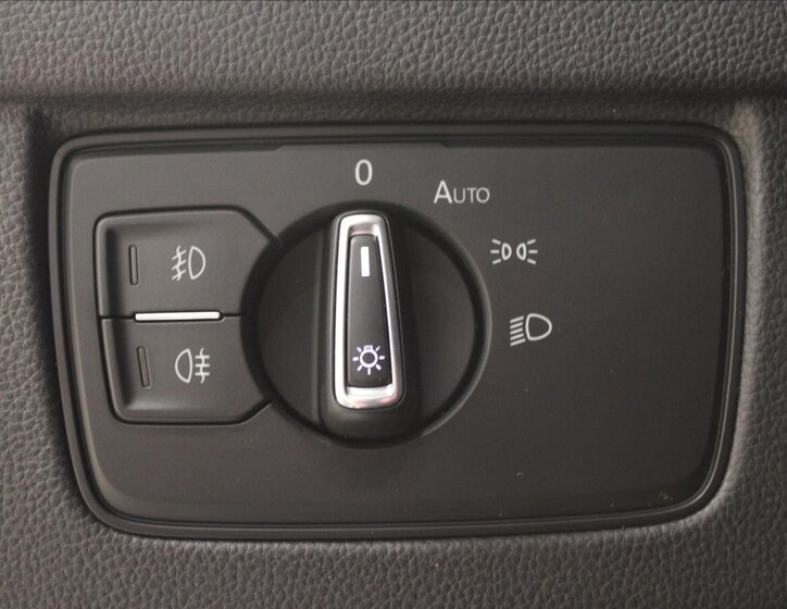 Volkswagen Passat Kombi 2,0 l 110 kw