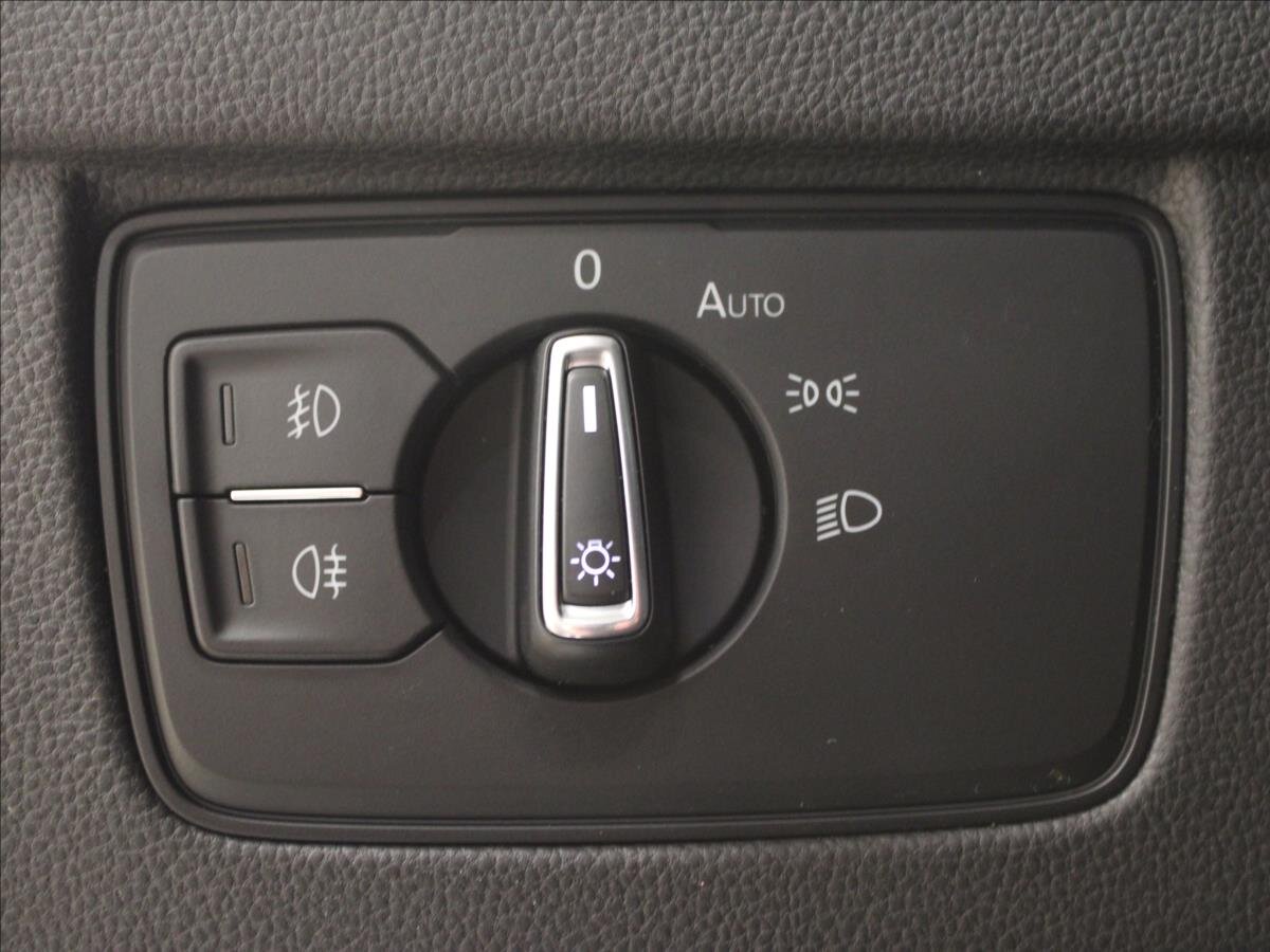 Volkswagen Passat Kombi 2,0 l 110 kw