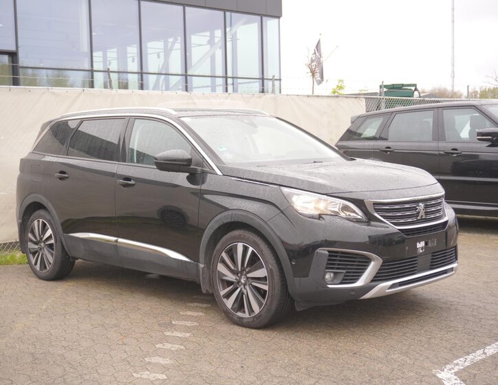 Peugeot 5008 SUV 1,2 l 96 kw