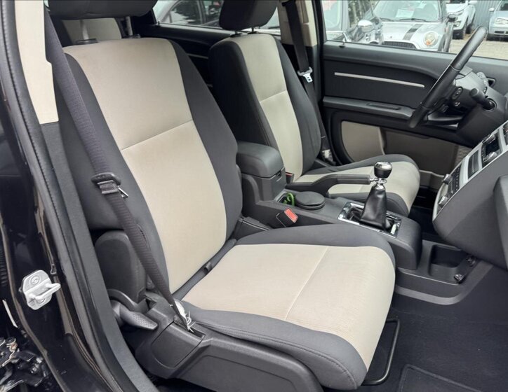 Dodge Journey MPV 2,0 l 103 kw