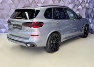BMW X5 SUV / Terénní 3,0 l 250 kw
