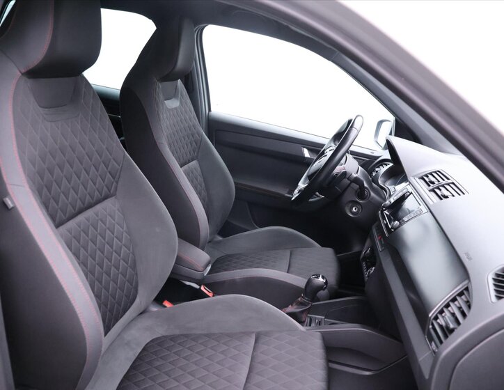 Škoda Fabia Hatchback 999,0 70 kw