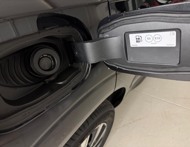 Volvo XC60 SUV 2,0 l 184 kw