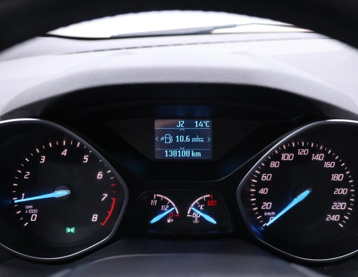 Ford Kuga SUV / Terénní 1,6 l 110 kw