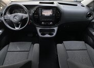 Mercedes-Benz Vito 13