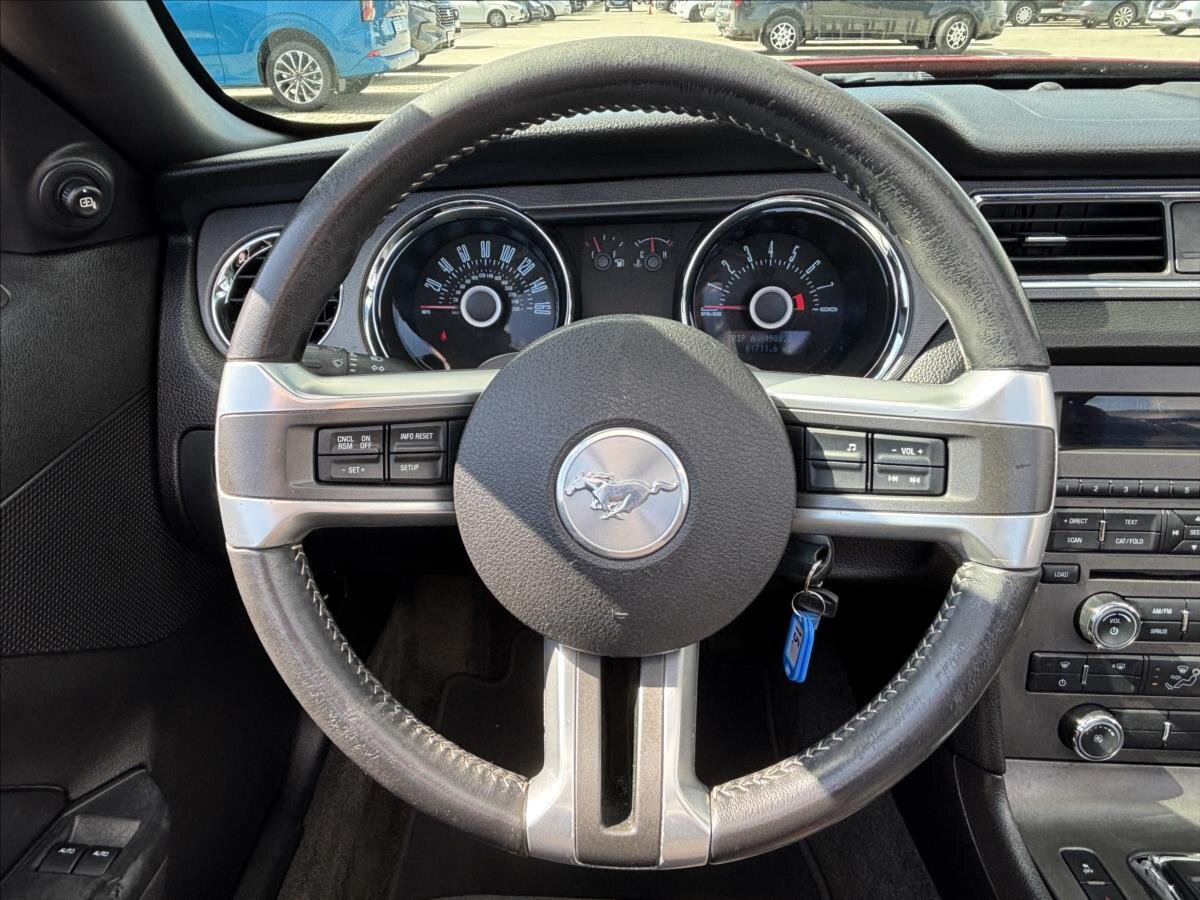 Ford Mustang Kabriolet 3,7 l 227 kw