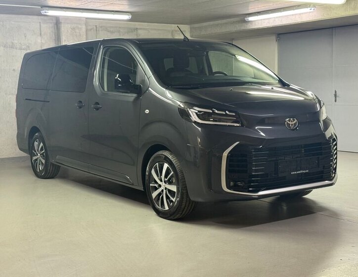 Toyota ProAce Verso 3