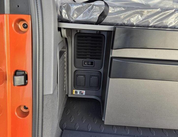 Volkswagen California VAN-Minibus 2,0 l 110 kw