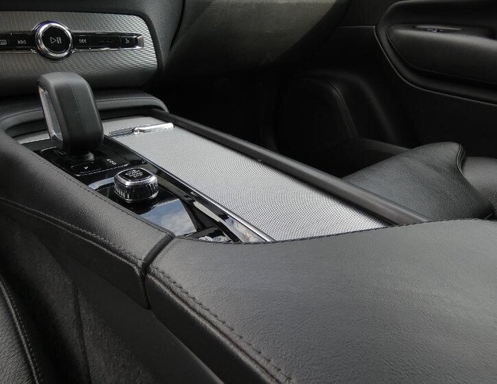 Volvo XC90 SUV / Terénní 2,0 l 173 kw