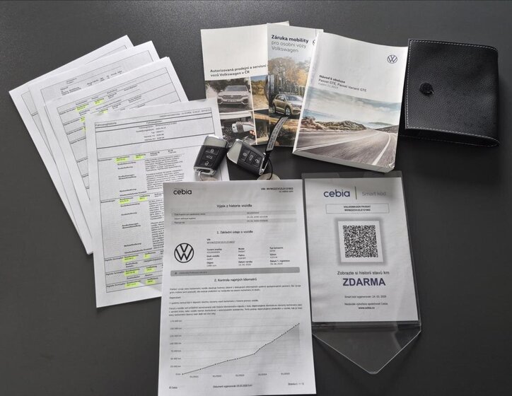 Volkswagen Passat Kombi 1,4 l 160 kw