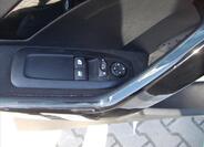 Peugeot 208 29