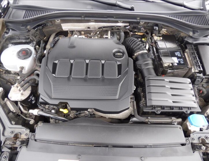 Škoda Superb Kombi 2,0 l 110 kw