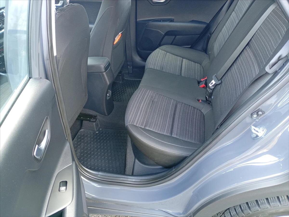 KIA Stonic Hatchback 998,0 73 kw