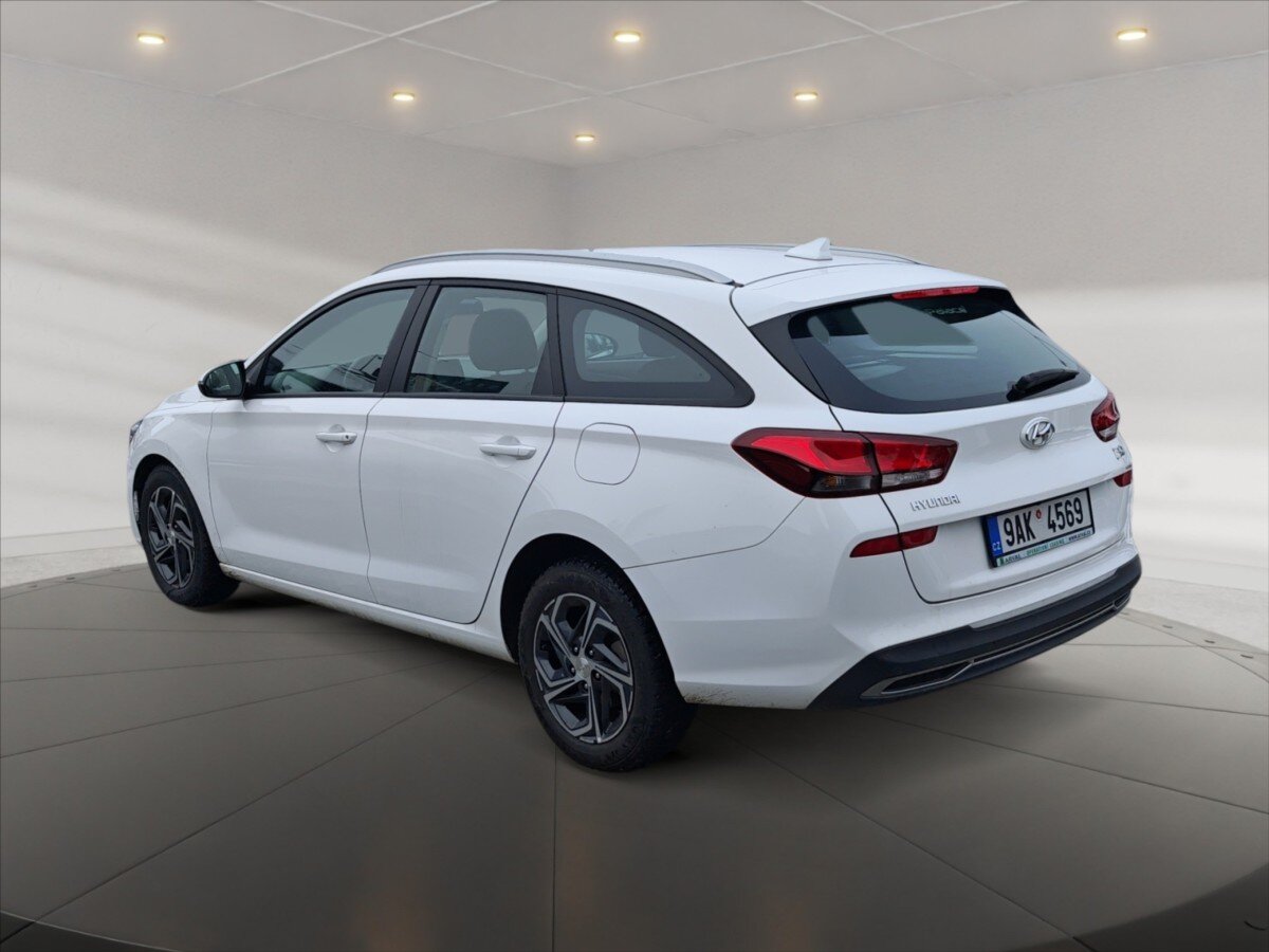 Hyundai i30 Kombi 998,0 88 kw