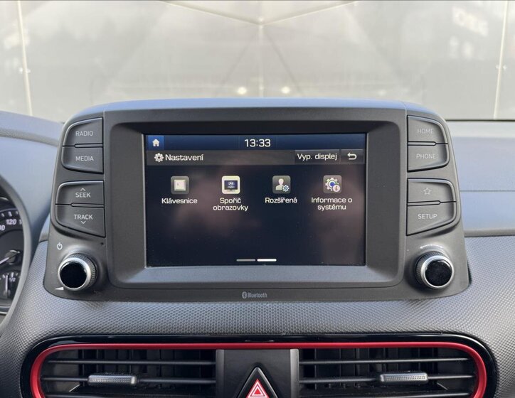 Hyundai Kona SUV / Terénní 1,6 l 130 kw