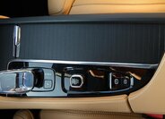 Volvo XC90 SUV / Terénní 2,0 l 173 kw