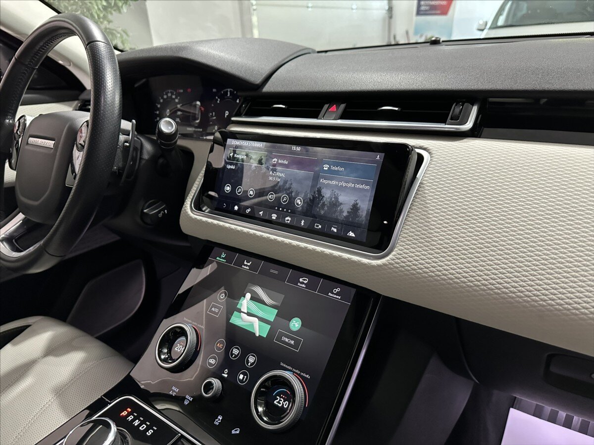Land Rover Range Rover Velar SUV / Terénní 2,0 l 132 kw
