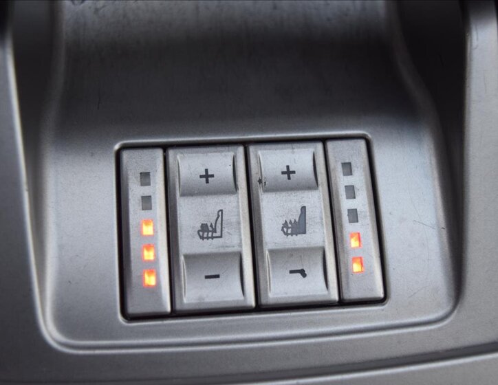 Ford S-MAX MPV 2,0 l 107 kw