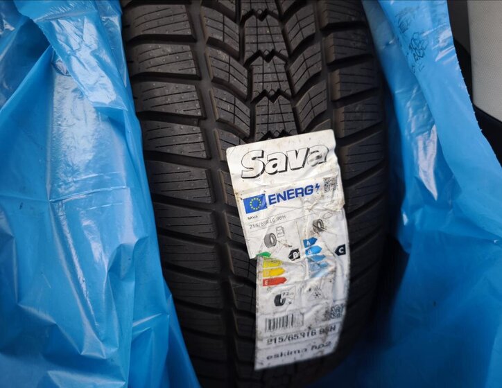 Dacia Duster SUV 999,0 67 kw