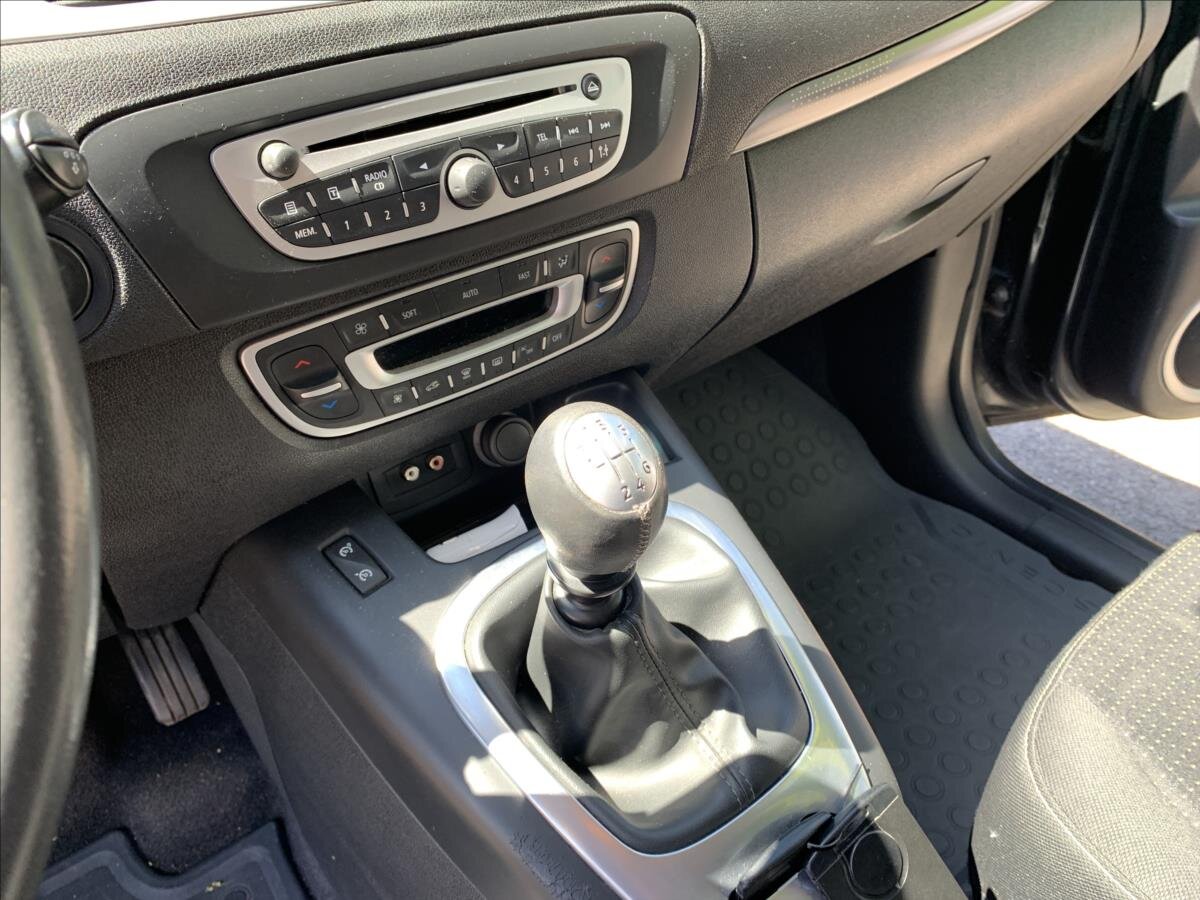 Renault Scénic Kombi 1,9 l 96 kw