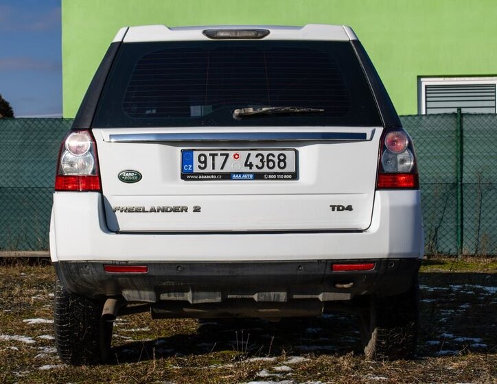 Land Rover Freelander SUV 2,2 l 110 kw