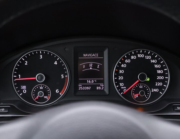 Volkswagen Caravelle 16