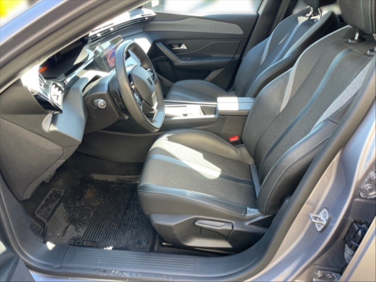 Peugeot 308 Kombi 1,2 l 96 kw